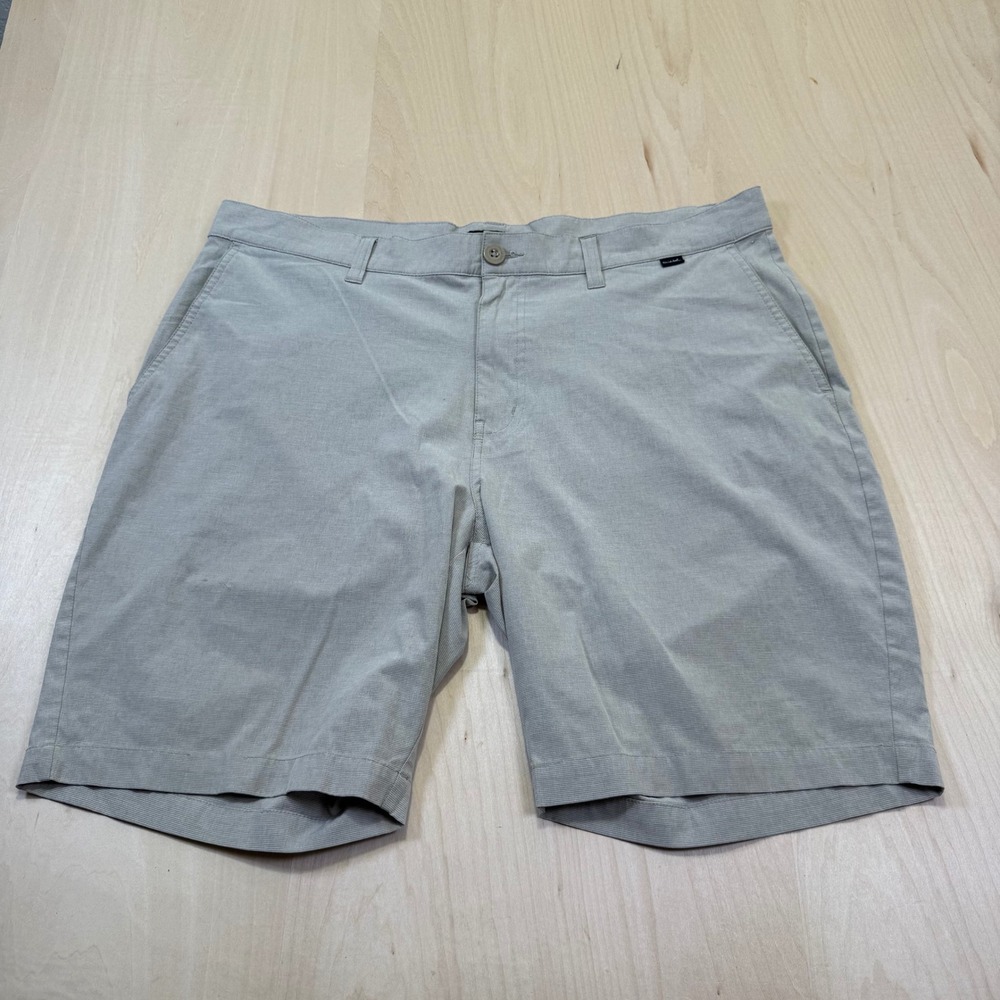 TravisMathew Mens Golf Shorts Size 38 Khaki Stretch Performance Flat Front